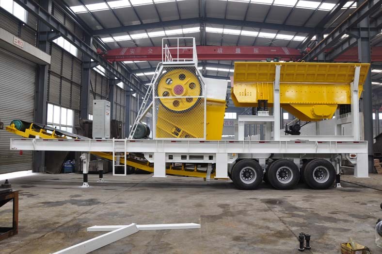MOBILE STONE CRUSHER